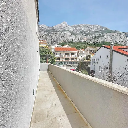 Melassy Penthouse Apartment *