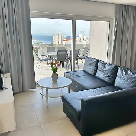 Melassy Penthouse