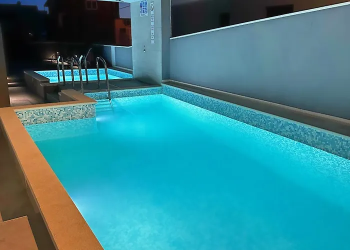 Melassy Penthouse شقة *