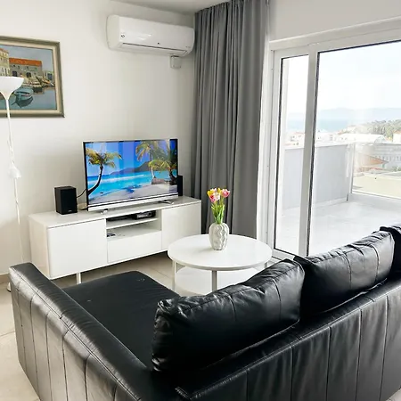 Melassy Penthouse * 马卡尔斯卡